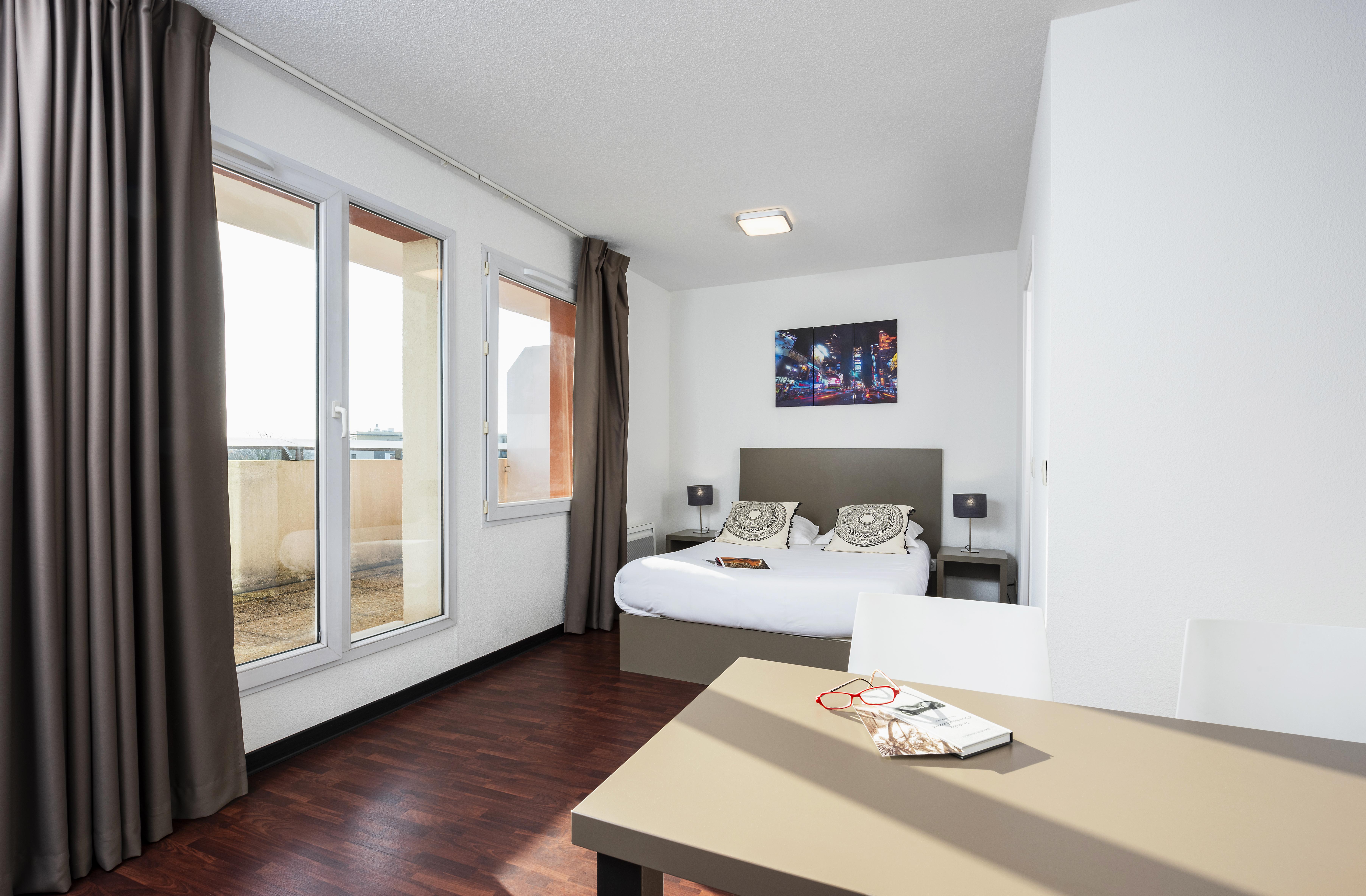Teneo Apparthotel Talence - Arthena Kültér fotó